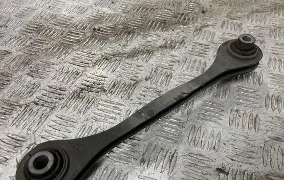 Rear upper control arm/wishbone