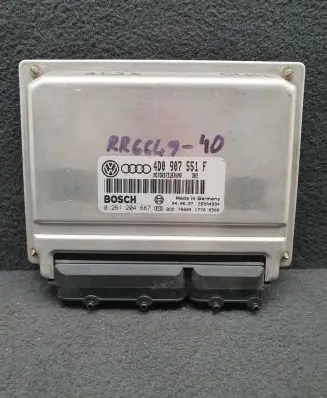 Audi A4 S4 B5 8D Engine control unit/module 4D0907551F 0261204687