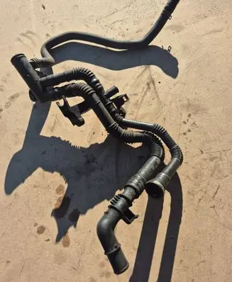 Ford Focus Engine coolant pipe/hose 011252