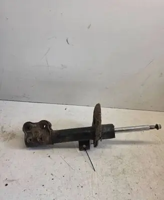 Hyundai Sonata Front shock absorber/damper 546614R020