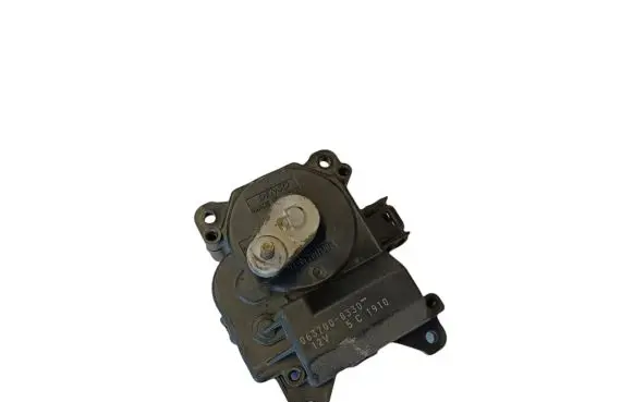 Toyota RAV 4 (XA20) Air flap motor/actuator 0637008330