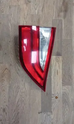 Toyota Sienna XL30 III Tailgate rear/tail lights