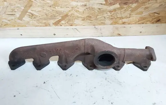 BMW 7 E65 E66 Exhaust manifold 7801714