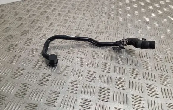 Volkswagen Golf VII Engine coolant pipe/hose
