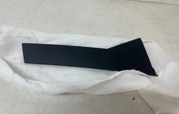 BMW X1 U11 Rear door trim (molding) 16081013 160810