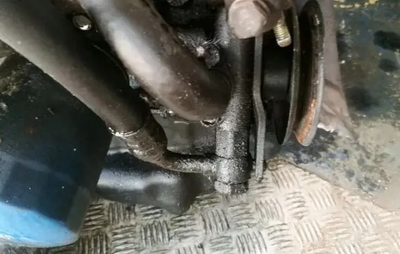 Nissan Almera Power steering pump