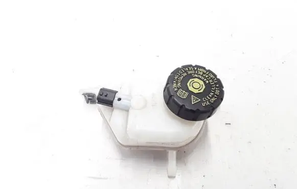 Renault Twingo II Brake fluid reservoir 8200862403