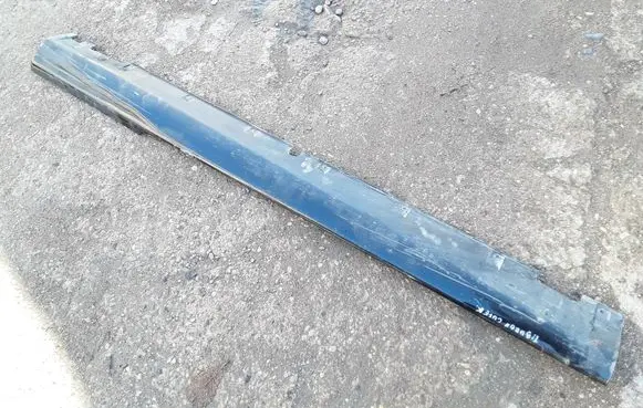 Hyundai Tiburon Sill 877512C000