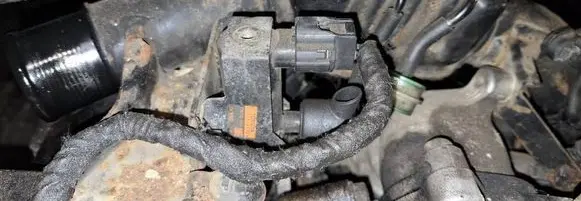 Toyota Corolla Verso AR10 Turbo solenoid valve 2581927050 1397000850