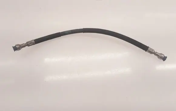 BMW 1 E82 E88 Fuel line pipe