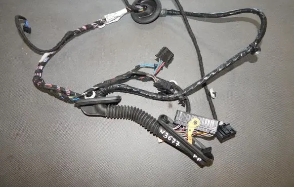 Skoda Rapid (NH) Front door wiring loom 5JH971121AG