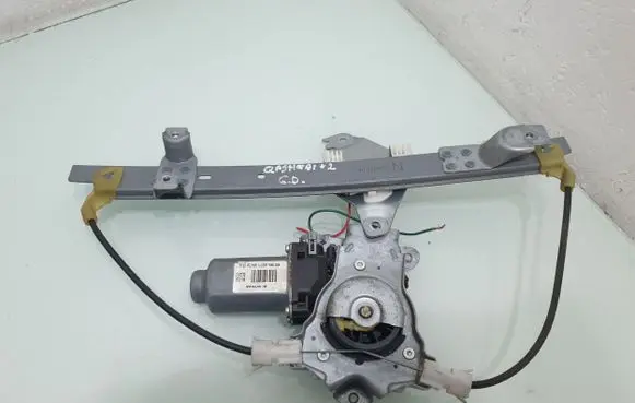 Nissan Qashqai+2 Rear door window regulator with motor 402190A