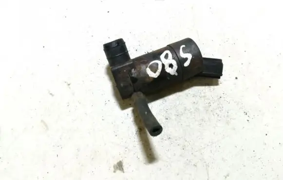 Ford Mondeo Mk III Windscreen/windshield washer pump 1s7117k624dc 1s71-17k624-dc