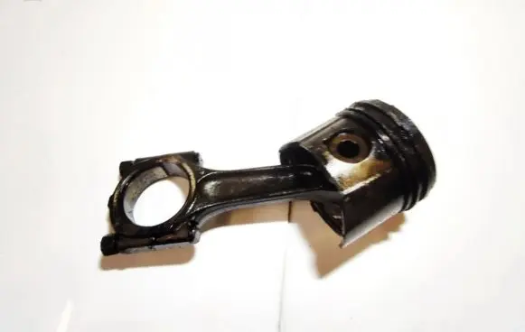 Peugeot 307 Piston with connecting rod