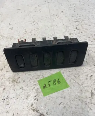Renault Master II Windscreen/window heater switch 8200430542