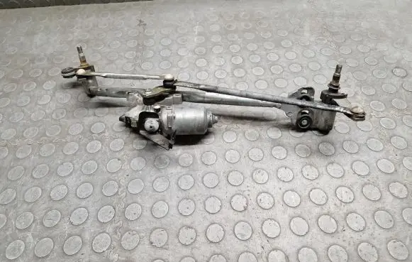 BMW X5 F15 Front wiper linkage and motor 7292653