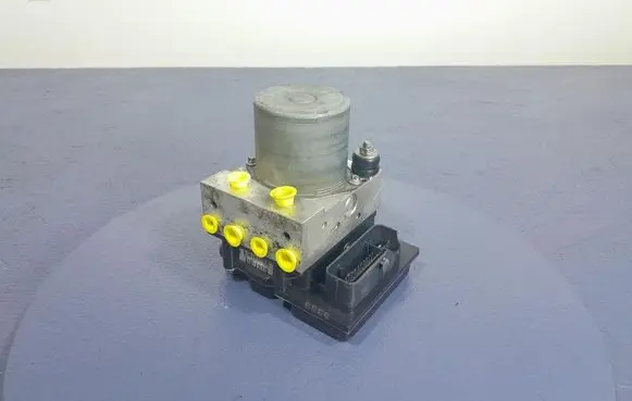 Peugeot 508 RXH ABS Pump 9677031780