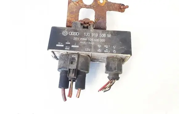 Seat Ibiza III (6L) Coolant fan relay 1j0919506m 104400000