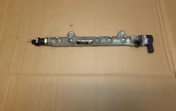 Toyota Corolla E120 E130 Fuel main line pipe 0445214132