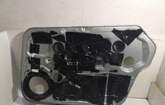 Hyundai Sonata Front door card panel trim