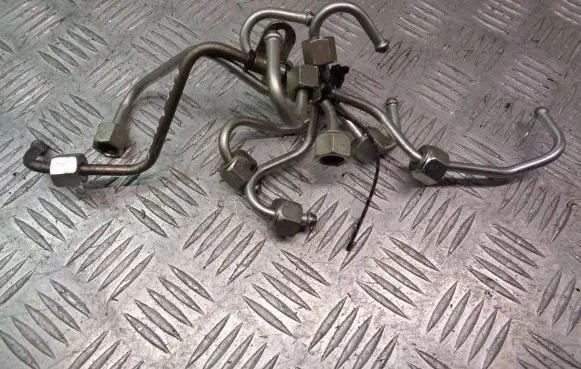 Renault Megane II Fuel injector supply line/pipe 