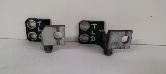 Jeep Renegade Front door hinge set ACM100