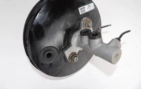 Audi A4 S4 B5 8D Master brake cylinder 8D0612105F