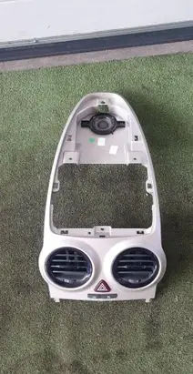 Opel Corsa D Dash center air vent grill 13204955