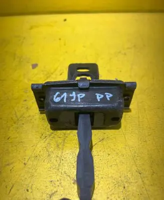 Mercedes-Benz A W168 Front door check strap stopper 