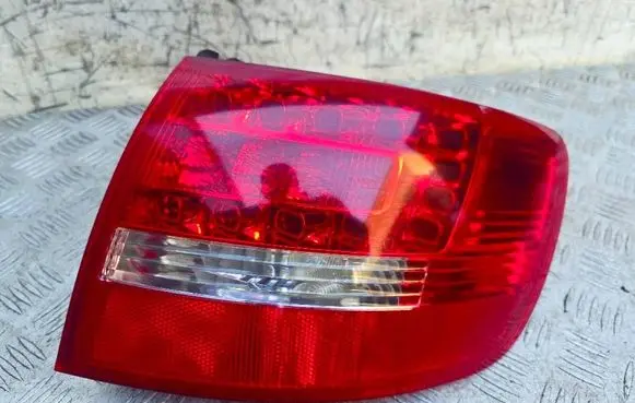Audi A6 S6 C6 4F Rear/tail lights 89037056