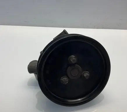 Mercedes-Benz E W211 Power steering pump A0044661201 0044661201