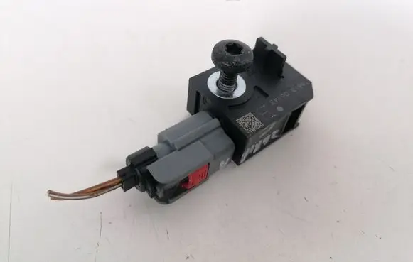 Opel Zafira C Airbag deployment crash/impact sensor 13502577