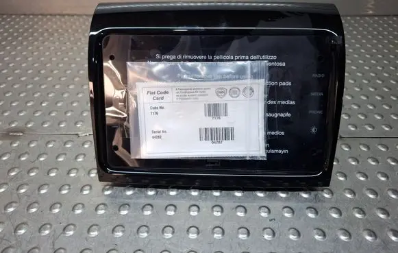 Fiat Ducato Radio/GPS head unit trim 521516340 68526388AA