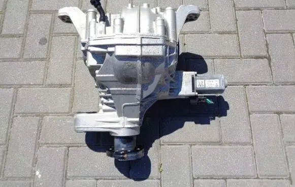 Jeep Grand Cherokee (WK) Rear differential