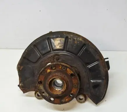Volkswagen Caddy Front wheel hub