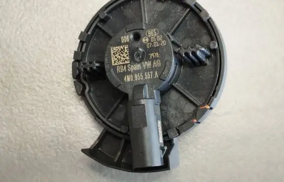 Audi A4 S4 B9 8W Sensor 4M0955557A