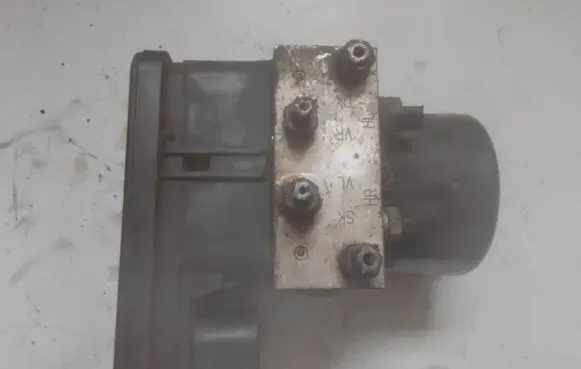 Opel Zafira B ABS Pump 13234911 10020602484