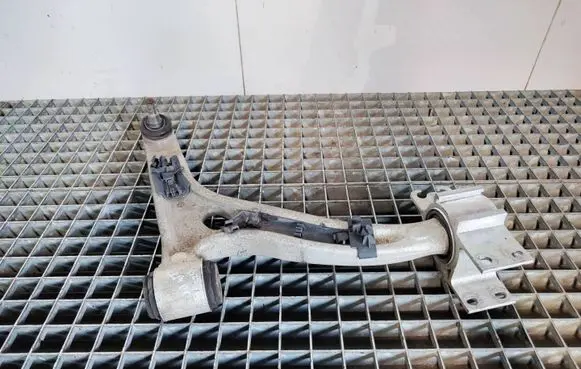Front lower control arm/wishbone