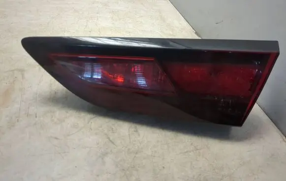Opel Astra K Tailgate rear/tail lights 39032993 81390202 366069842