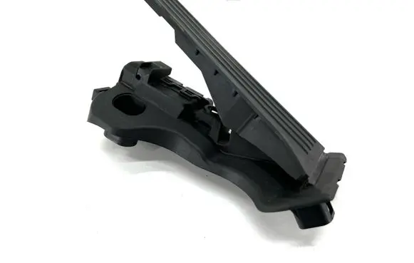 Volkswagen PASSAT B6 Accelerator throttle pedal 1K1721503L 6PV008600