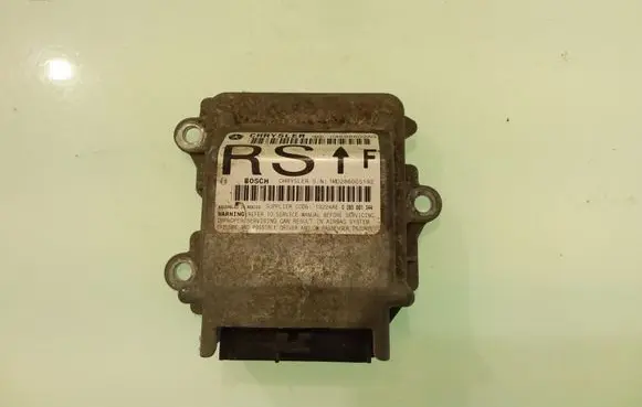 Chrysler Town & Country IV Airbag control unit/module 04686602AG