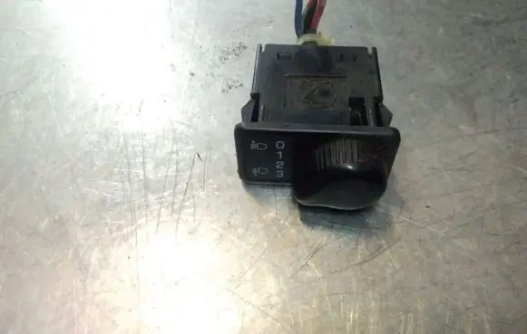 Subaru Forester SF Headlight level height control switch