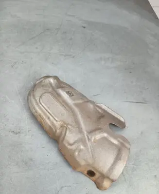 BMW X1 E84 Exhaust heat shield 7823223