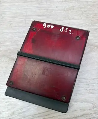 Saab 900 Tailgate rear/tail lights 447919 E4003807