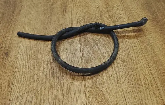 Porsche Macan (95B) Breather hose/pipe 95B941559D