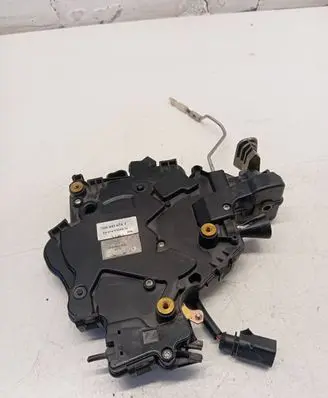 Volkswagen Transporter - Caravelle T5 Sliding door lock 7H0843654T E07097000T