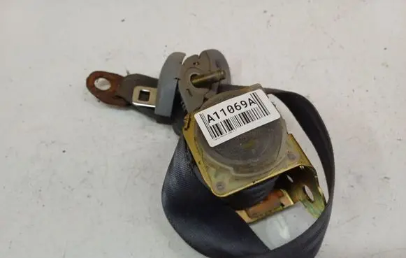 Toyota Previa (XR30, XR40) II Rear seatbelt 0429091