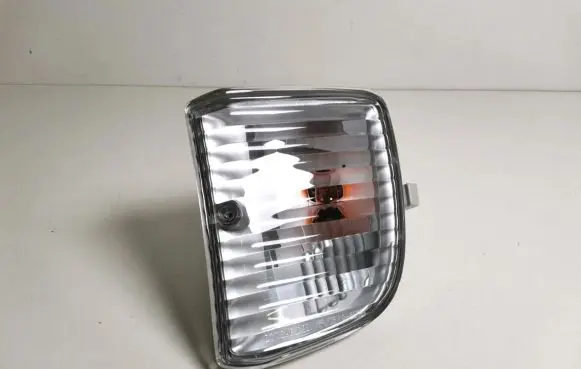 Toyota RAV 4 (XA20) Front indicator light 8152142060