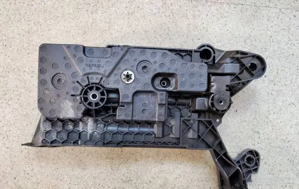 Volkswagen Golf VII Battery box tray 5Q0915331K11 5Q0915331K