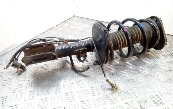 Toyota Avensis T250 Front shock absorber/damper 635820121 876265